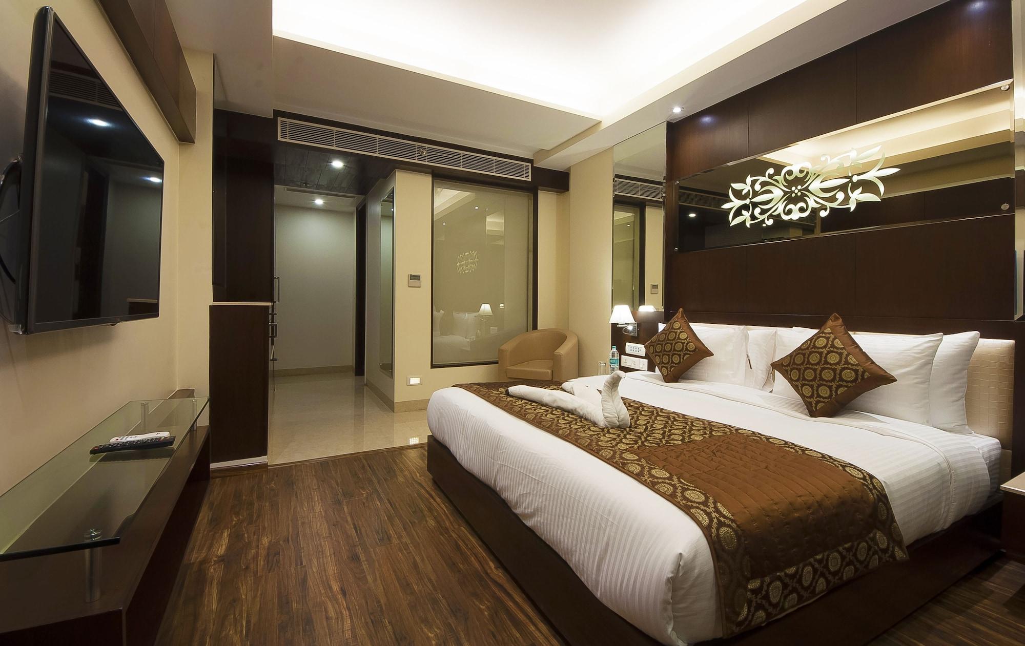 Hotel Golden Grand Dillí Exteriér fotografie