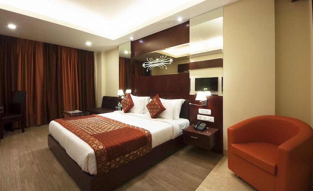 Hotel Golden Grand Dillí Exteriér fotografie