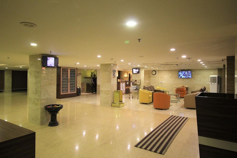 Hotel Golden Grand Dillí Exteriér fotografie