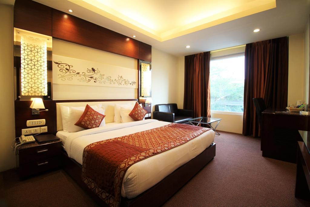 Hotel Golden Grand Dillí Exteriér fotografie